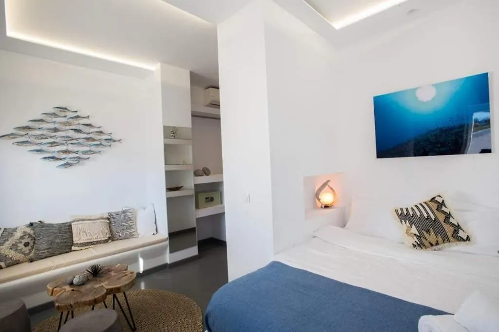 Jonaz Suites Mykonos Town 0*,  Yunanistan